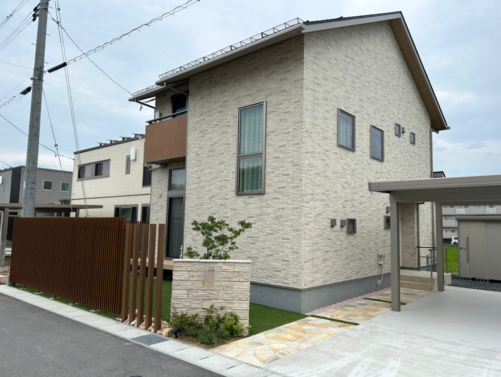 山形　エクステリア　株式会社中部